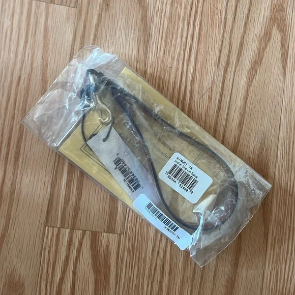 New. D & B Wristle (brown) - Picture 8 of 12